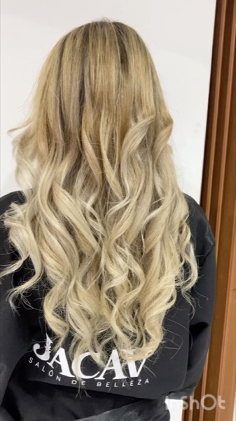 Coloración balayage en Jacav Studio